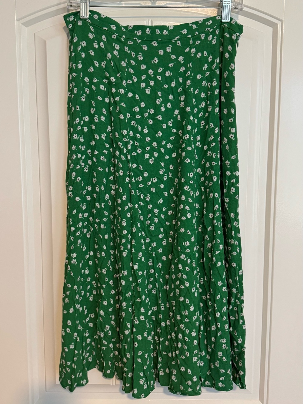 H&M Green Floral Maxi Skirt with White Print